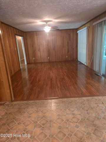 808 N Glenwood Trail, Southern Pines, NC 28387