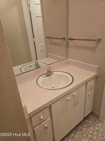 808 N Glenwood Trail, Southern Pines, NC 28387