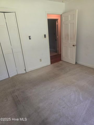 808 N Glenwood Trail, Southern Pines, NC 28387