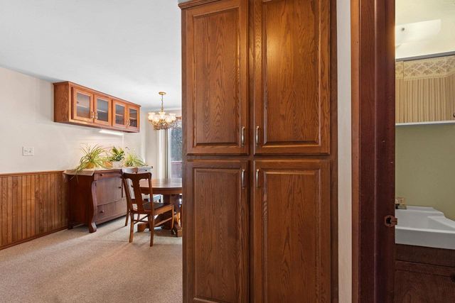 1713 BENTWOOD DRIVE, Green Bay, WI 54303