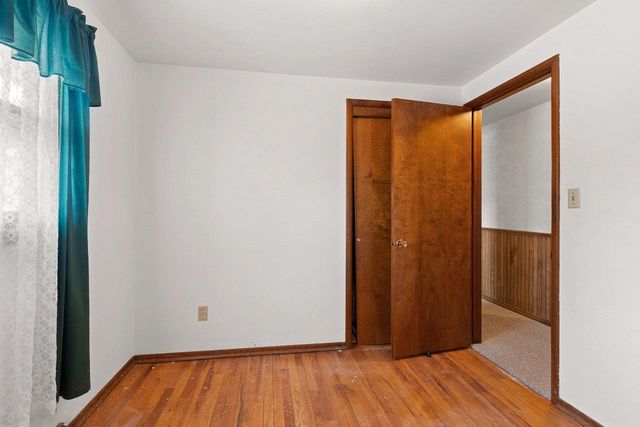 1713 BENTWOOD DRIVE, Green Bay, WI 54303