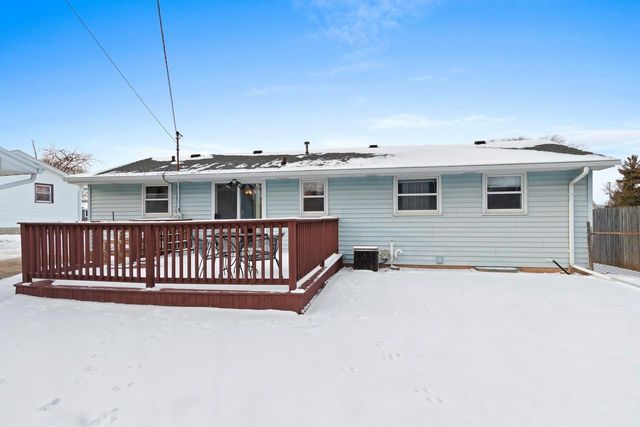 1713 BENTWOOD DRIVE, Green Bay, WI 54303