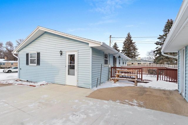 1713 BENTWOOD DRIVE, Green Bay, WI 54303