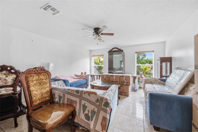 1172 EPSON OAKS WAY, Orlando, FL 32837