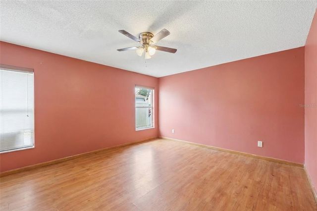 1172 EPSON OAKS WAY, Orlando, FL 32837