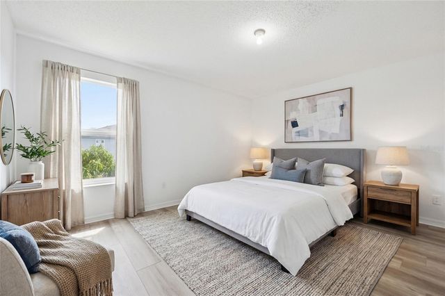 1172 EPSON OAKS WAY, Orlando, FL 32837