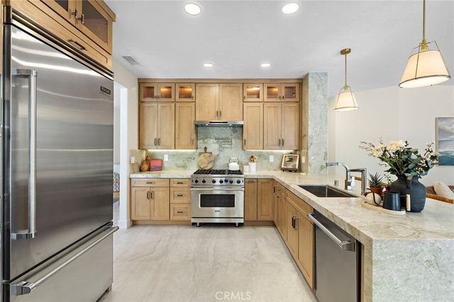 15 Glastonbury Pl, Laguna Niguel, CA 92677