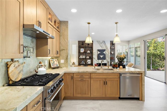 15 Glastonbury Pl, Laguna Niguel, CA 92677