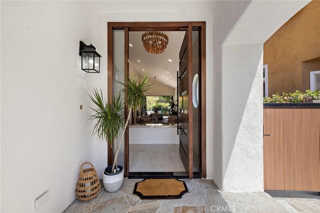 15 Glastonbury Pl, Laguna Niguel, CA 92677
