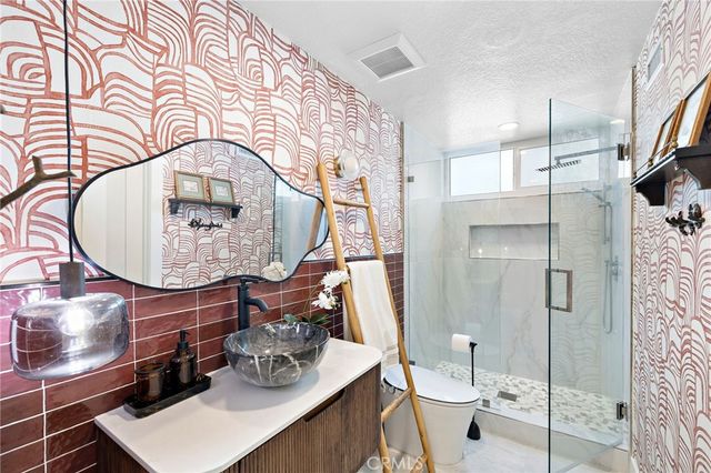 15 Glastonbury Pl, Laguna Niguel, CA 92677