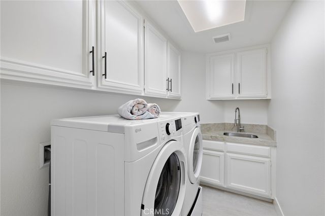 15 Glastonbury Pl, Laguna Niguel, CA 92677