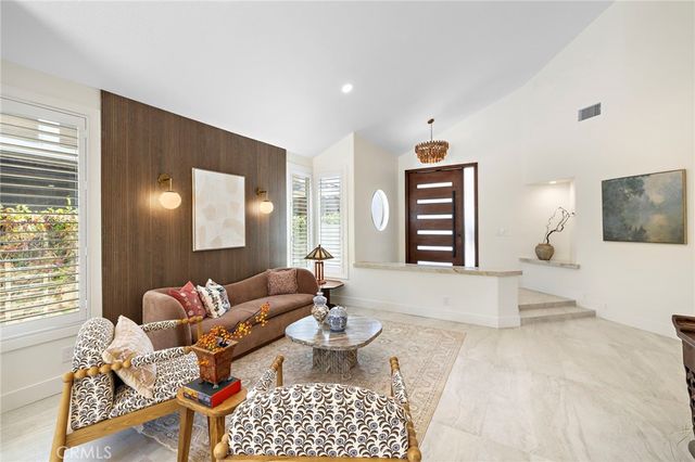 15 Glastonbury Pl, Laguna Niguel, CA 92677