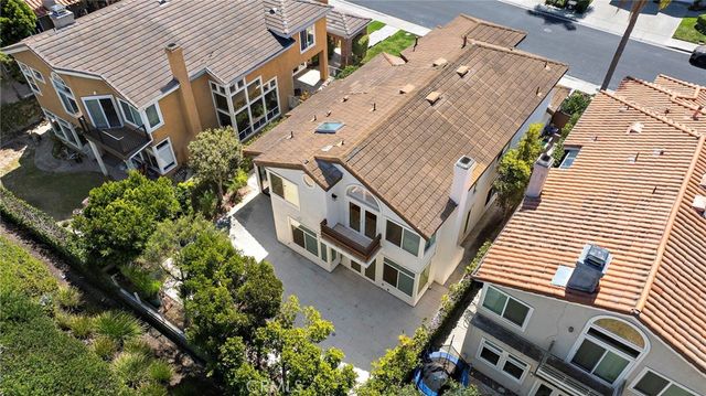 15 Glastonbury Pl, Laguna Niguel, CA 92677