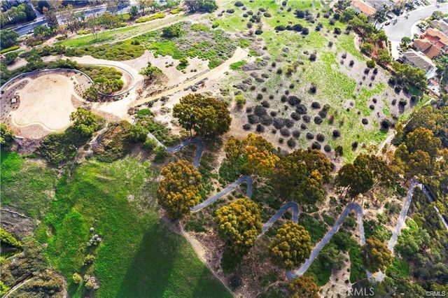 15 Glastonbury Pl, Laguna Niguel, CA 92677