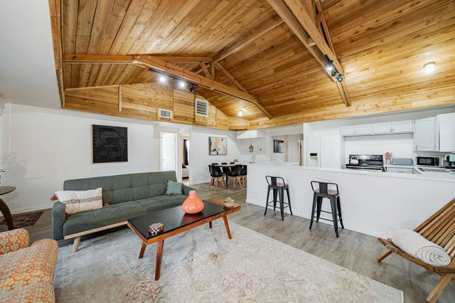 674 Briggs Boulevard, East Tawakoni, TX 75472