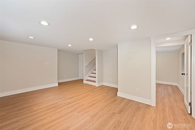 3216 24th Avenue W, Seattle, WA 98199