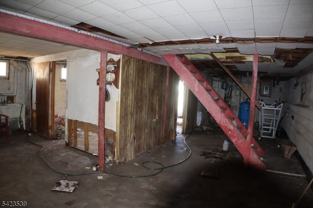 45 Johnson Rd, West Orange Twp., NJ 07052