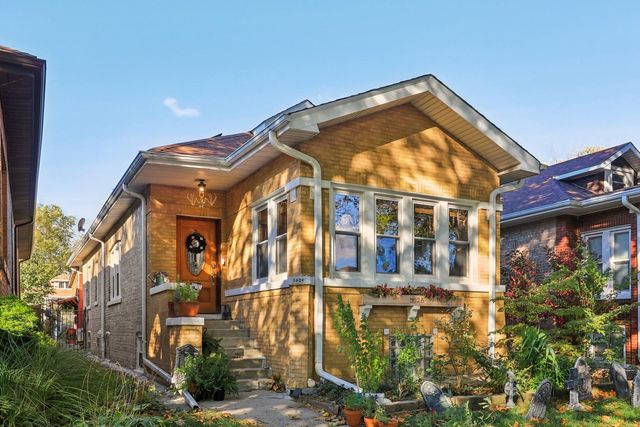 5026 N Hamlin Avenue, Chicago, IL 60625