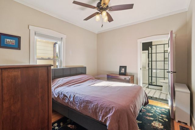 5026 N Hamlin Avenue, Chicago, IL 60625