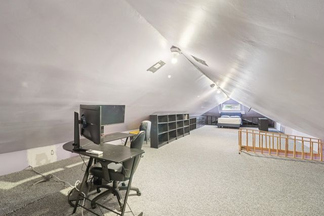 5026 N Hamlin Avenue, Chicago, IL 60625