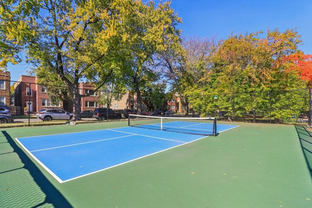 5026 N Hamlin Avenue, Chicago, IL 60625