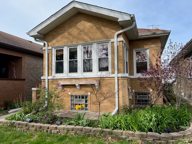 5026 N Hamlin Avenue, Chicago, IL 60625