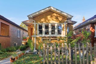 5026 N Hamlin Avenue, Chicago, IL 60625