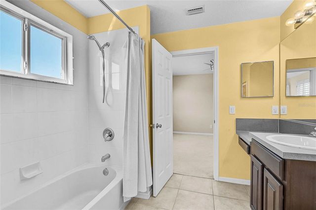 3708 5TH AVENUE NE, Bradenton, FL 34208