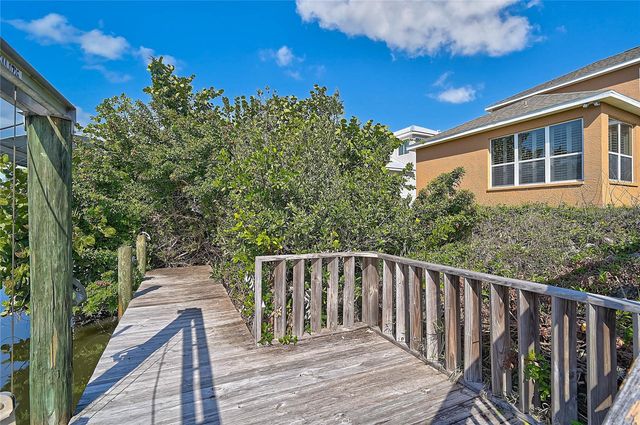 3708 5TH AVENUE NE, Bradenton, FL 34208