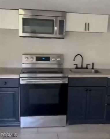 3516 E Riverside DR, Fort Myers, FL 33916