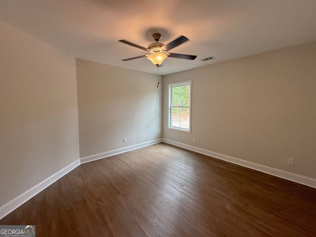 102 Ohoopee Street, Reidsville, GA 30453