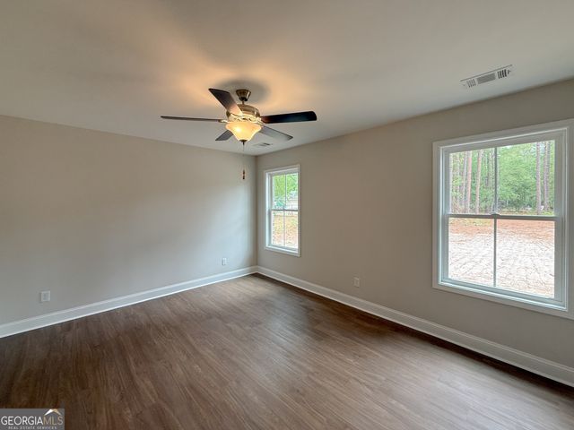 102 Ohoopee Street, Reidsville, GA 30453