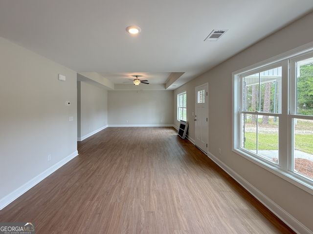 102 Ohoopee Street, Reidsville, GA 30453