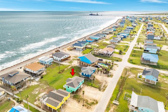 411 Seashell Drive, Surfside Beach, TX 77541