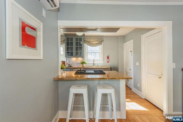 49 Harvard Street, Montclair, NJ 07042