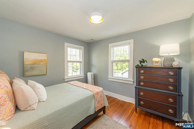 49 Harvard Street, Montclair, NJ 07042