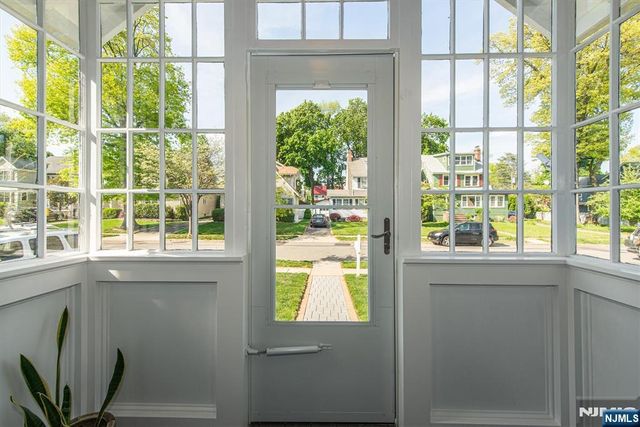 49 Harvard Street, Montclair, NJ 07042