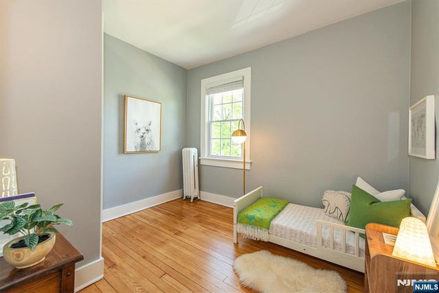 49 Harvard Street, Montclair, NJ 07042