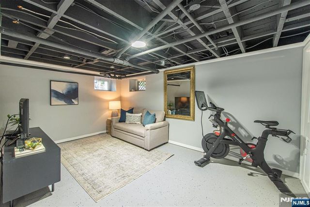 49 Harvard Street, Montclair, NJ 07042
