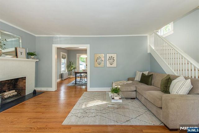 49 Harvard Street, Montclair, NJ 07042