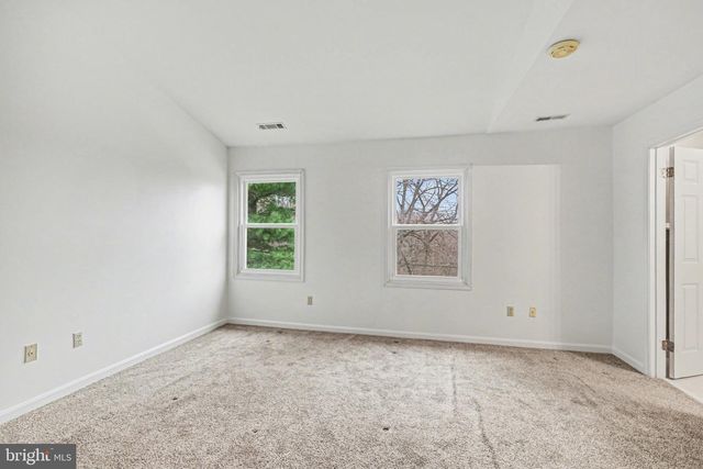 5717 ARKLOW DR, Harrisburg, PA 17111