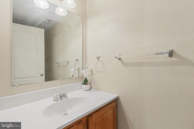 5717 ARKLOW DR, Harrisburg, PA 17111