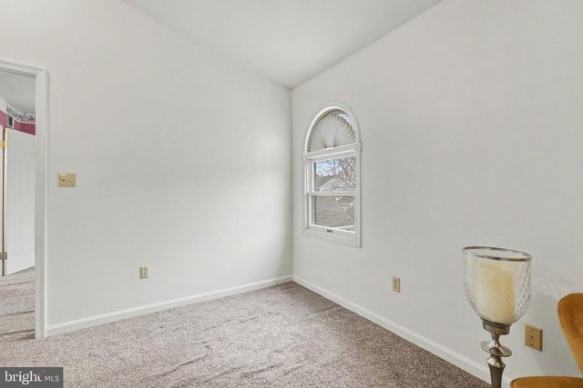 5717 ARKLOW DR, Harrisburg, PA 17111