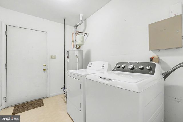 5717 ARKLOW DR, Harrisburg, PA 17111