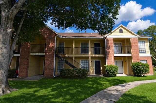 8645 FANCY FINCH DRIVE 104, Tampa, FL 33614