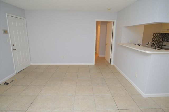 8645 FANCY FINCH DRIVE 104, Tampa, FL 33614