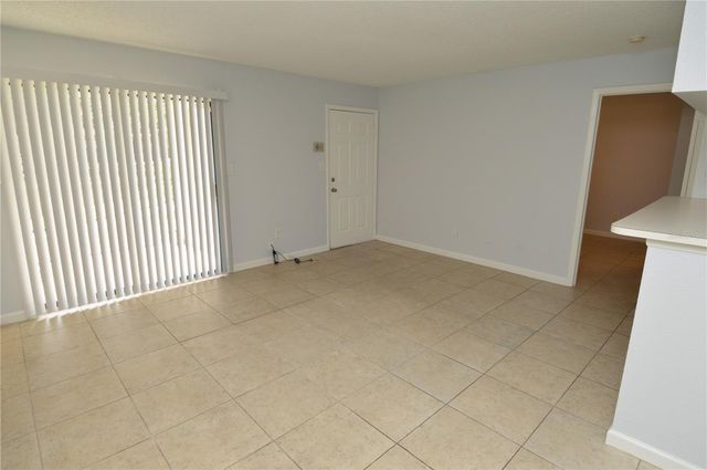 8645 FANCY FINCH DRIVE 104, Tampa, FL 33614