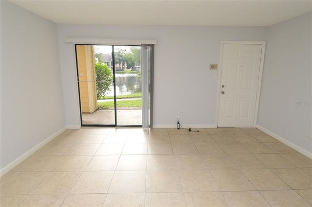 8645 FANCY FINCH DRIVE 104, Tampa, FL 33614