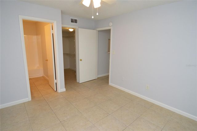 8645 FANCY FINCH DRIVE 104, Tampa, FL 33614