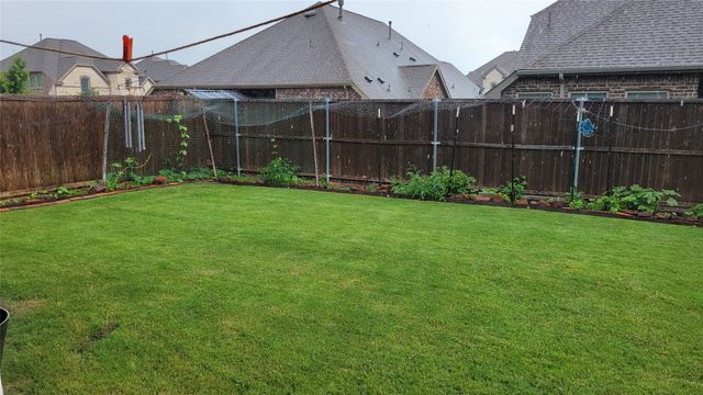 17613 Pinyon Lane, Dallas, TX 75252